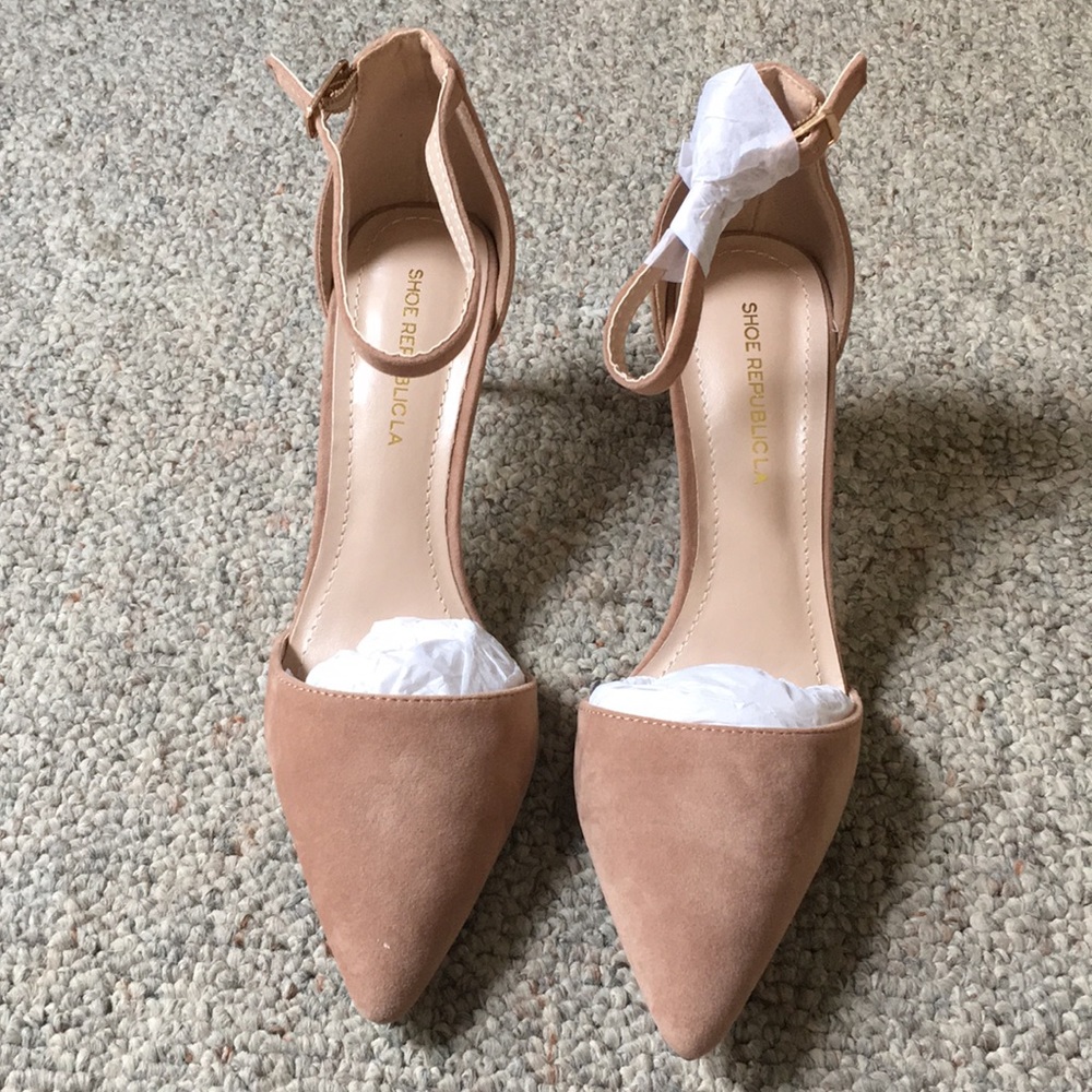 Forever 21 pointed toe suede heels.